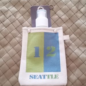 Seattle MINI Drink Pouch